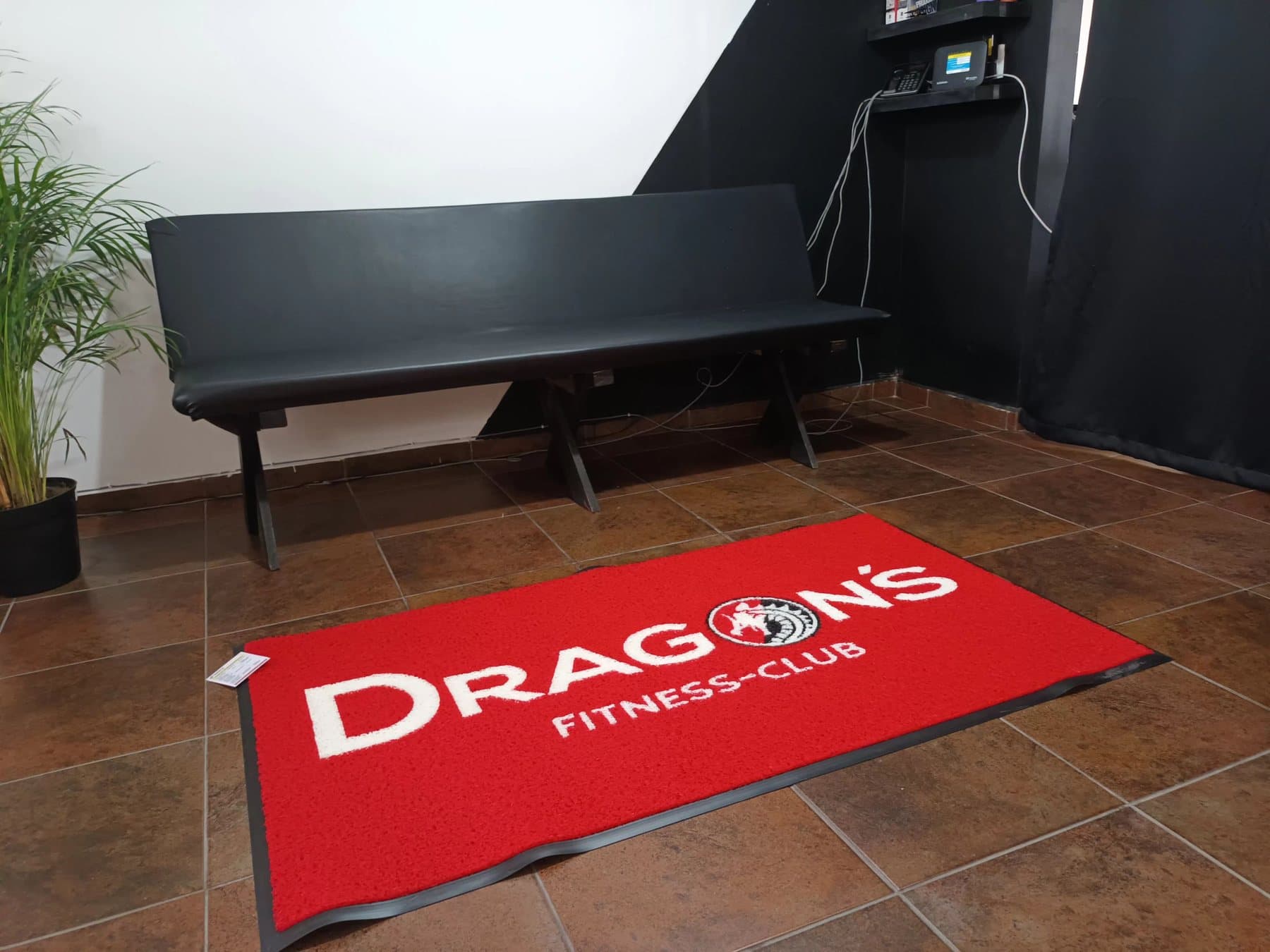 Tapete de acceso — Dragon's Fitness-Club